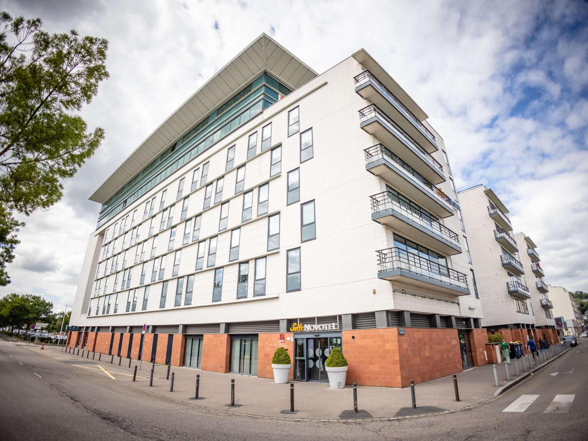 Novotel Suites Rouen Normandie Exterior photo